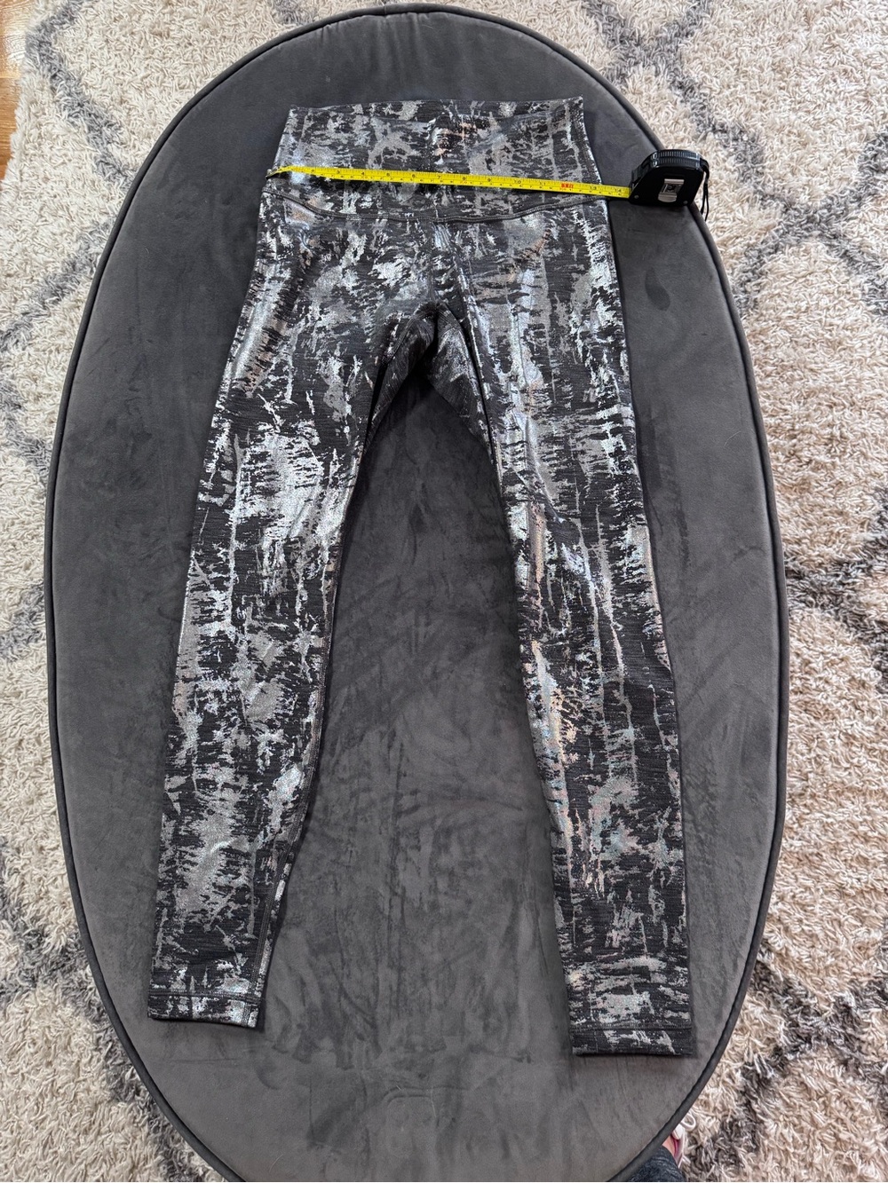 Lululemon athletica Abstract Black & Gray Patterned Leggings